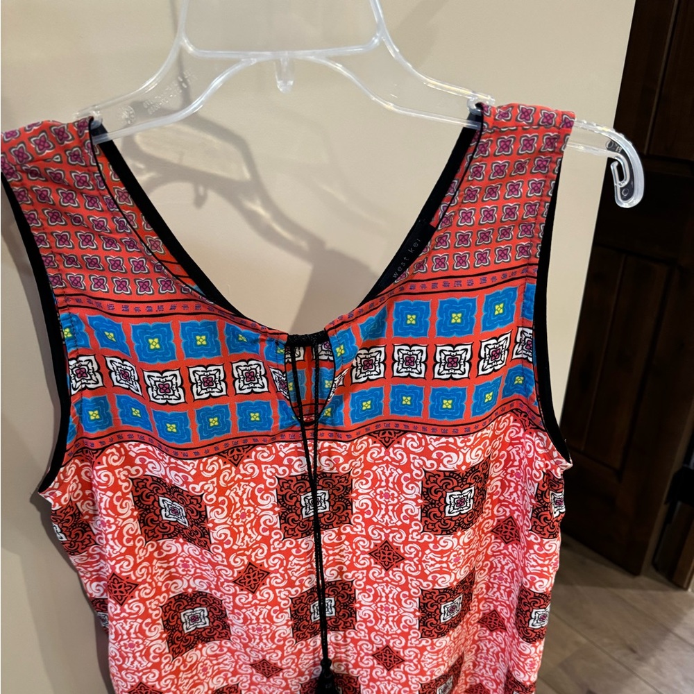 Colorful Sleeveless Patterned Top